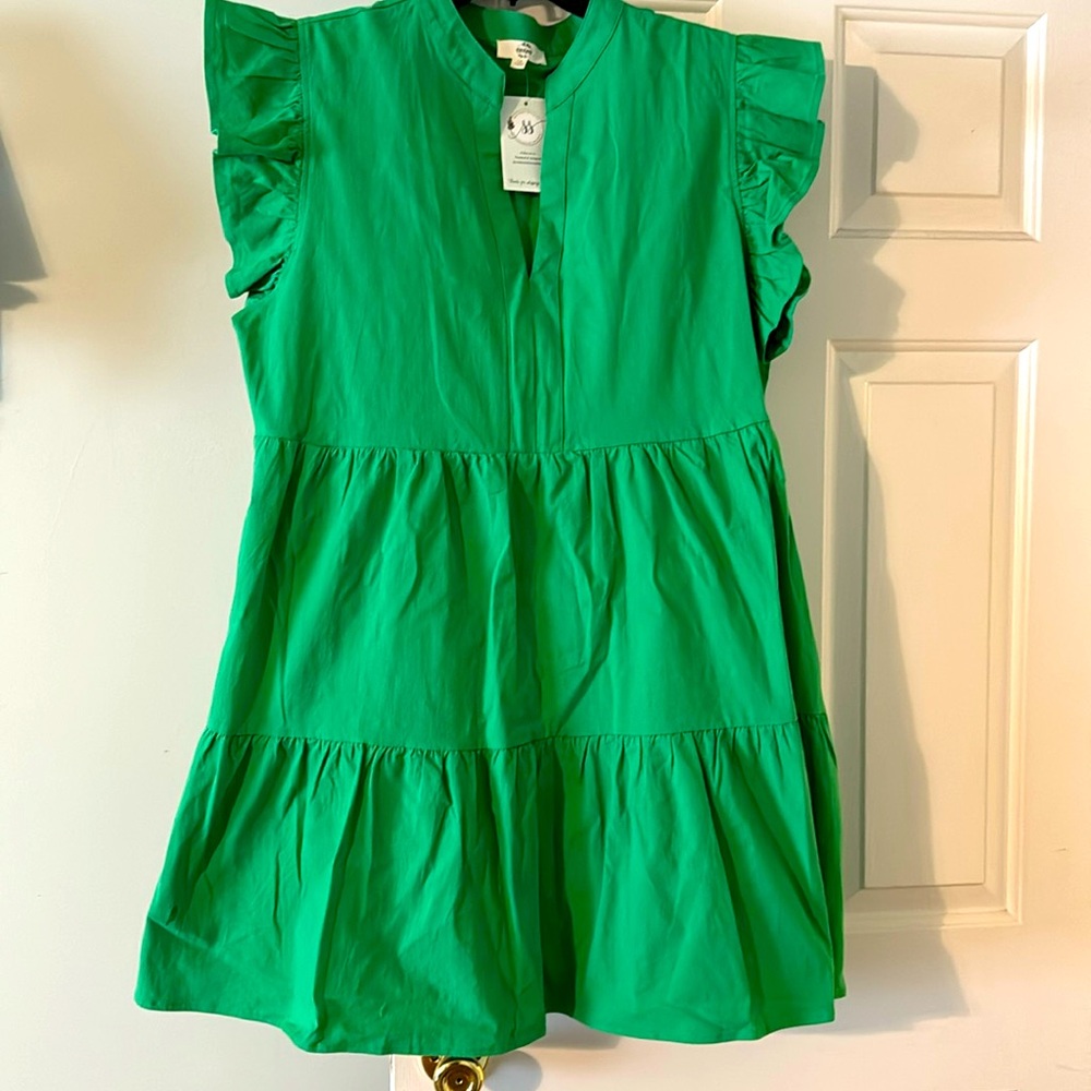 New Kelly green dress
